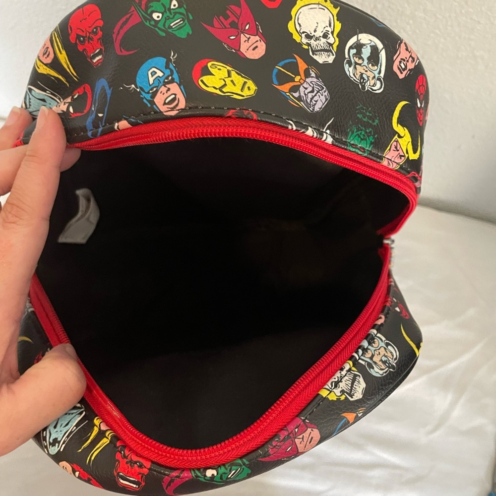 Funko Loungefly Marvel 80th Anniversary Avengers Backpack Multi Character - Picture 6 of 9